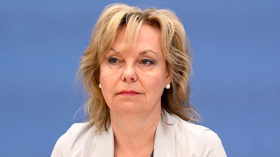 Staatssekretärin Sabine Döring