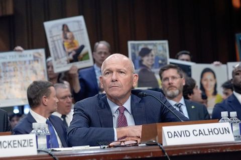 Boeing-Chef Calhoun bei einer Anhörung im US-Senat