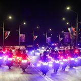 Motorradeskorte für Putin und Kim auf ihrem Weg ins Zentrum