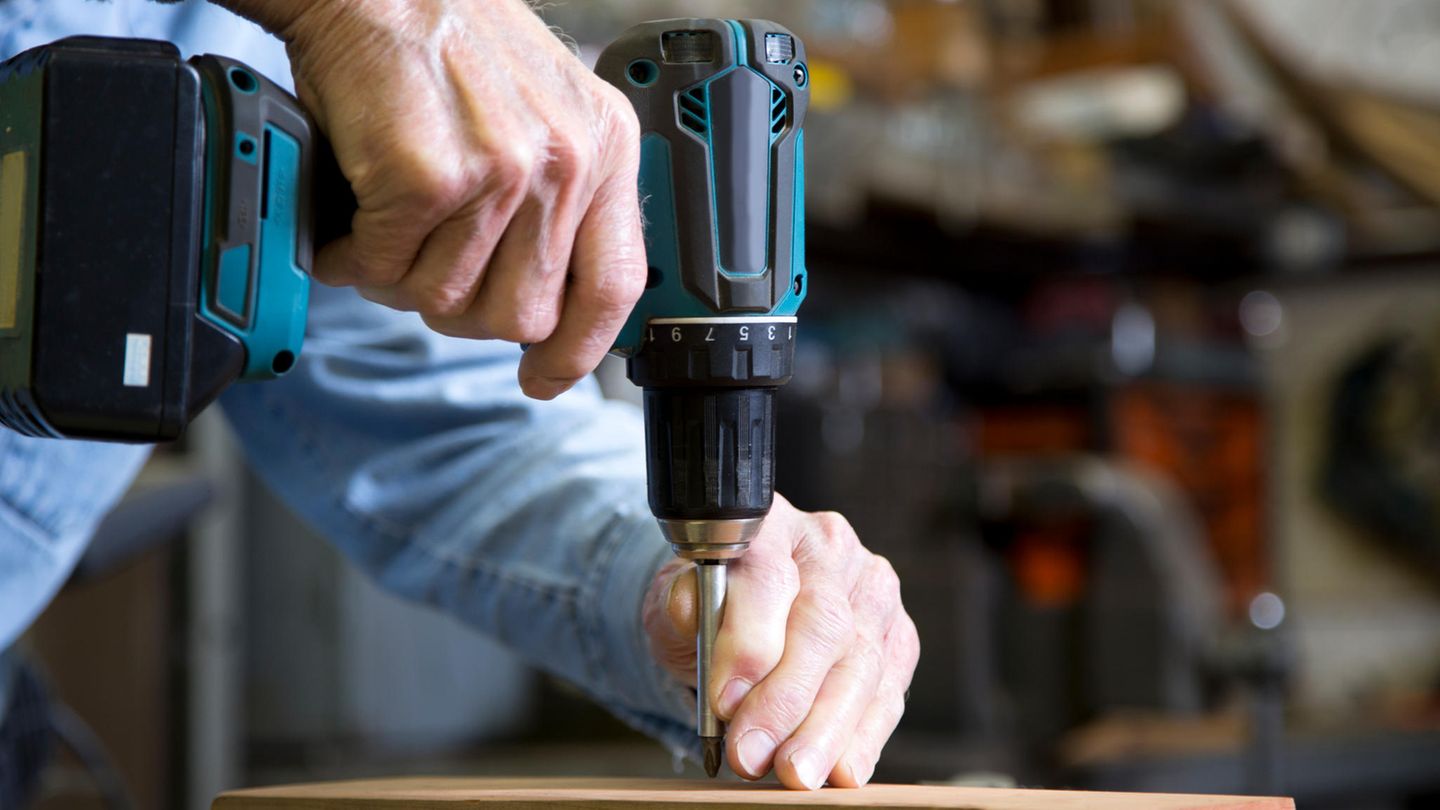 Garden deals on Wednesday: 58% discount on Bosch cordless impact wrenches
