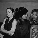 Partystimmung: An ihrem 21. Geburtstag feierte Naomi Campbell zusammen mit Madonna (l.) and Starfotograf Steven Meisel (M.).