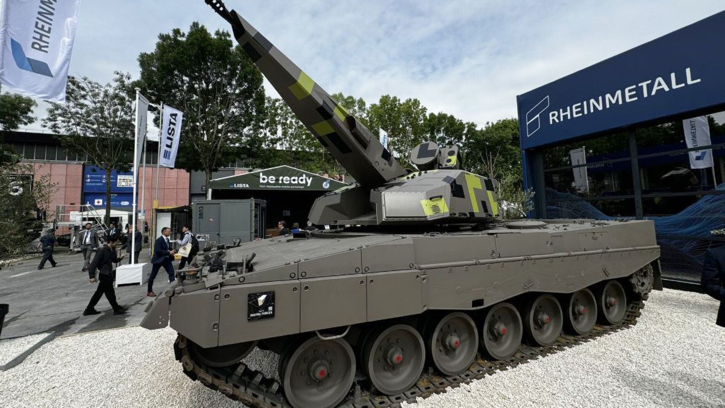 Rheinmetall zeigt den Skyranger Turm auf der Eurosatory 2024 - allerdings auf Basis eines Leopard 2