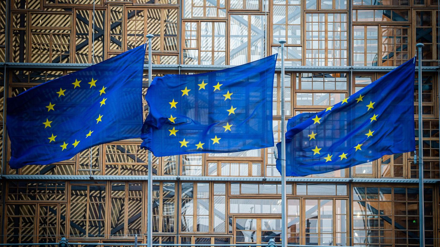 New Russia sanctions: EU states agree on compromise