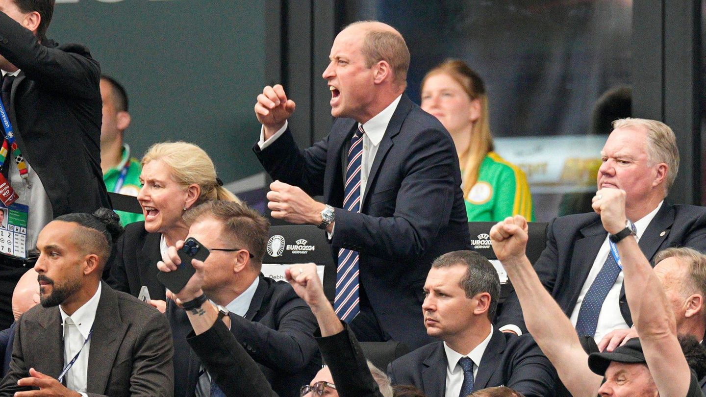 Prinz William jubelt beim England-Spiel