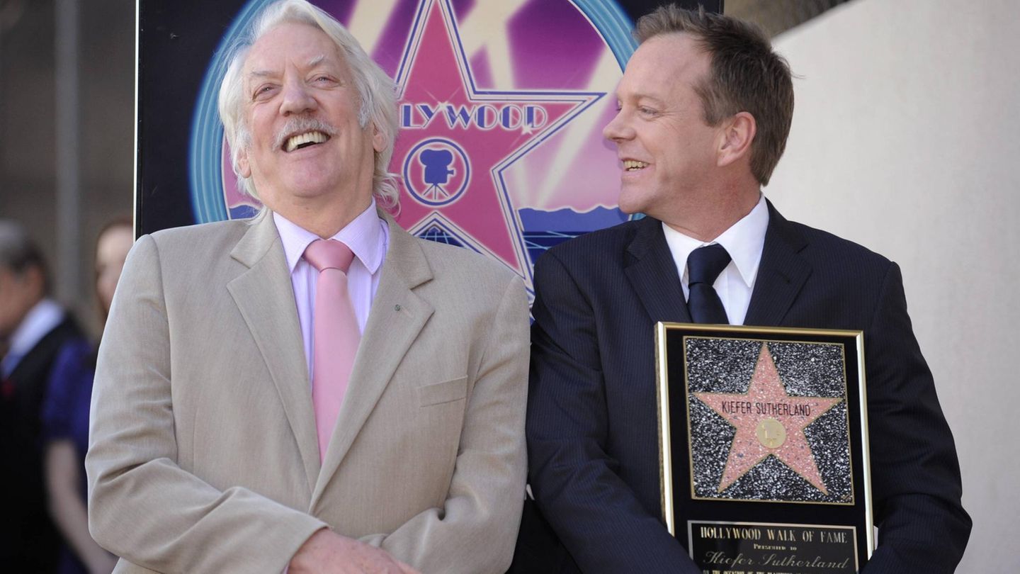 Donald Sutherland und sein Sohn Kiefer Sutherland auf dem "Walk of Fame"
