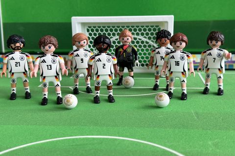 Zur EM hat Playmobil eine Nationalmannschaftskollektion herausgebracht