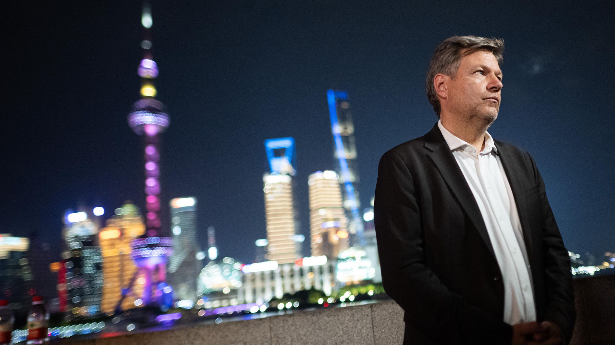 Robert Habeck am Bund in Shanghai