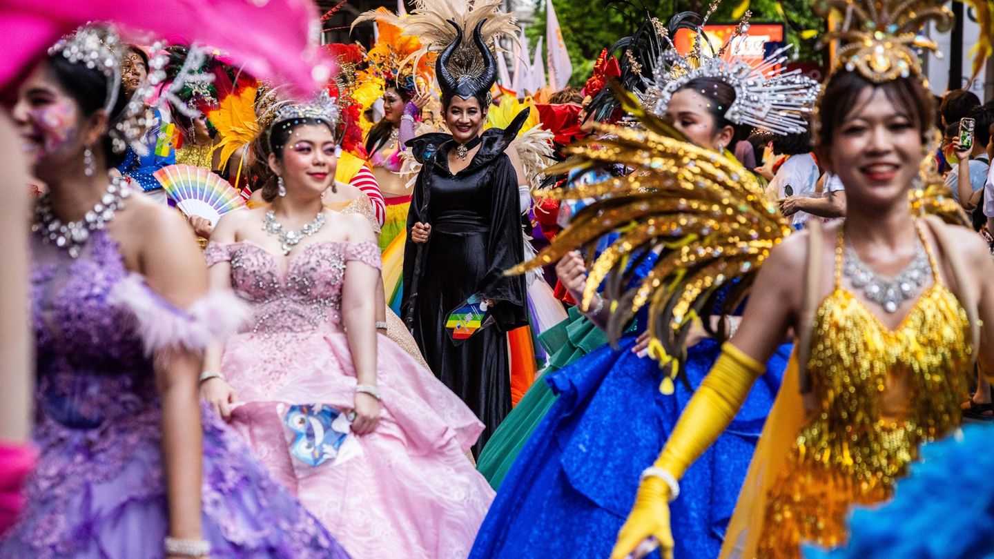 Drag Queens dürfen bei der Pride-Parade natürlich nicht fehlen