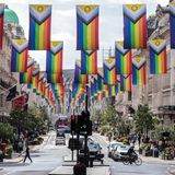 In London zierten Regenbogenfahnen die Regent Street im West End der britischen Hauptstadt