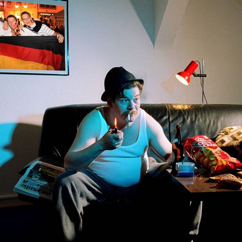 Symbolfoto zur Fußball-EM: Deutscher Fan guckt zuhause