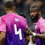 Jonathan Tah und Antonio Rüdiger sollten den Laden hinten dicht halten. Nach drei Spielen stehen auch immerhin "nur" zwei Gegentore. Doch in einigen Aktionen gegen Ungarn und noch stärker gegen die Schweiz kamen die beiden Verteidiger mehr als einmal ins Schwimmen. Dann kam auch noch Pech dazu: Im Achtelfinale wird Nagelsmann möglicherweise beide Spieler ersetzen müssen. Tah holte sich gegen die Schweiz vollkommen unnötig die zweite Gelbe Karte ab und ist gesperrt. Rüdiger verletzte sich. Ob er in der nächsten Partie spielen kann, ist noch offen