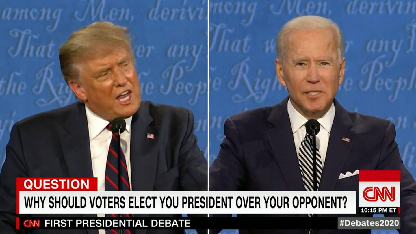 Im September 2020 trafen Donald Trump, damals noch Amtsinhaber, und Joe Biden erstmals in einer TV-Debatte aufeinander. Laut Umfragen gewann Biden damals das Duell, weil Trump zu aggressiv auftrat.