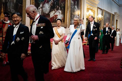 König Charles mit dem Kaiser von Japan