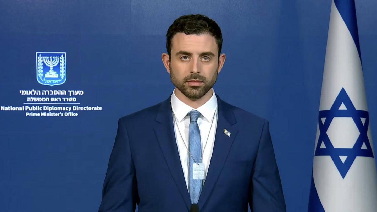 Israel: Fired government spokesman Levy now wants to speak for the people