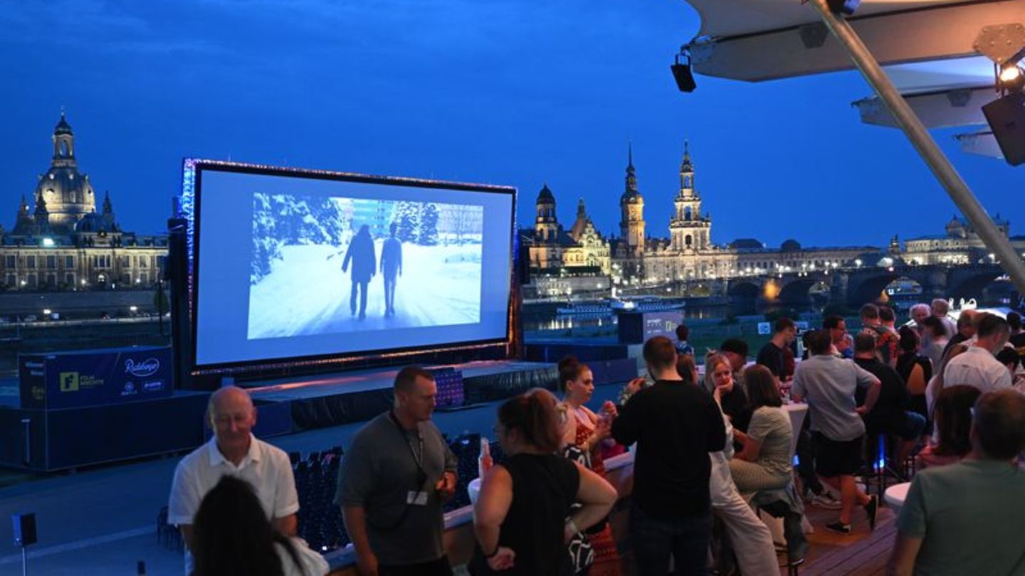 Film: Großes Kino: In Dresden starten die Filmnächte am Elbufer