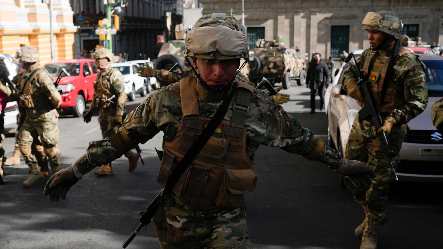 Attempted coup in Bolivia: What we know about the uprising