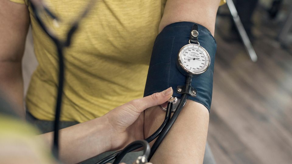 Eine Blutdruckmessung beim Arzt