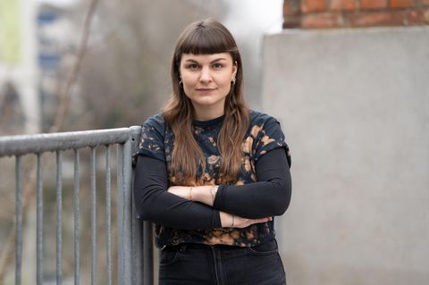 Susanne Siegert, 32, macht ihre TikTok-Beiträge ehrenamtlich – sie will unabhängig bleiben. Siegert hat Journalismus studiert und lebt in Leipzig