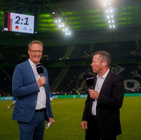 RTL-Moderator Florian König und Experte Lothar Matthäus