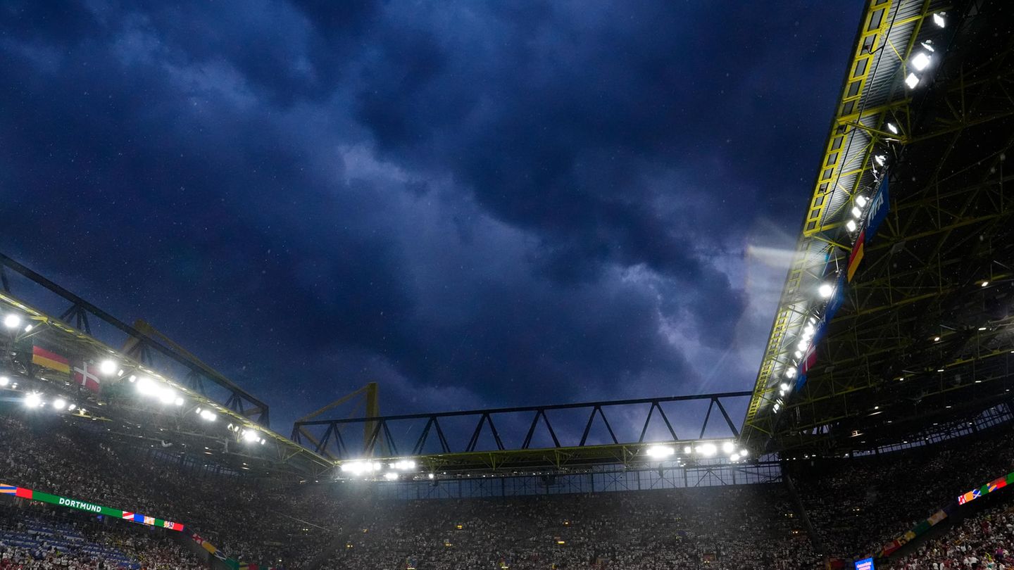 EM 2024: Polizei holt Mann von Stadiondach in Dortmund – Täter identifiziert