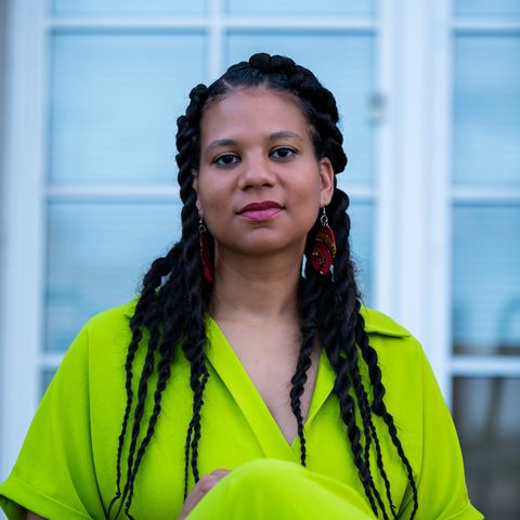 Jaonna Peprah setzt sich ehrenamtlich bei der Initiative Schwarzer Menschen in Deutschland (ISD) ein. 