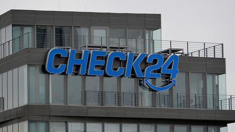 Außenansicht des Firmengebäudes von Check 24 in München