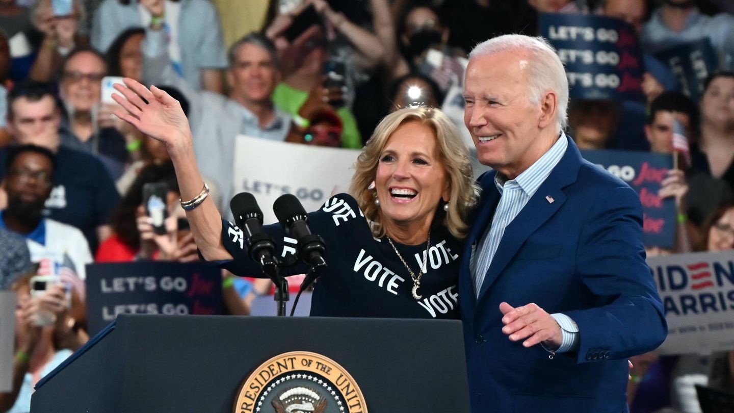 Jill Biden: First Lady of the USA on the cover of “Vogue”