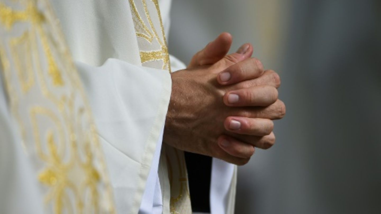 Schmerzensgeldklagen gegen Bistum Aachen nach Missbrauchsvorwürfen
