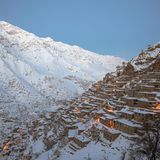 Blick auf das Dorf Uraman Tacht