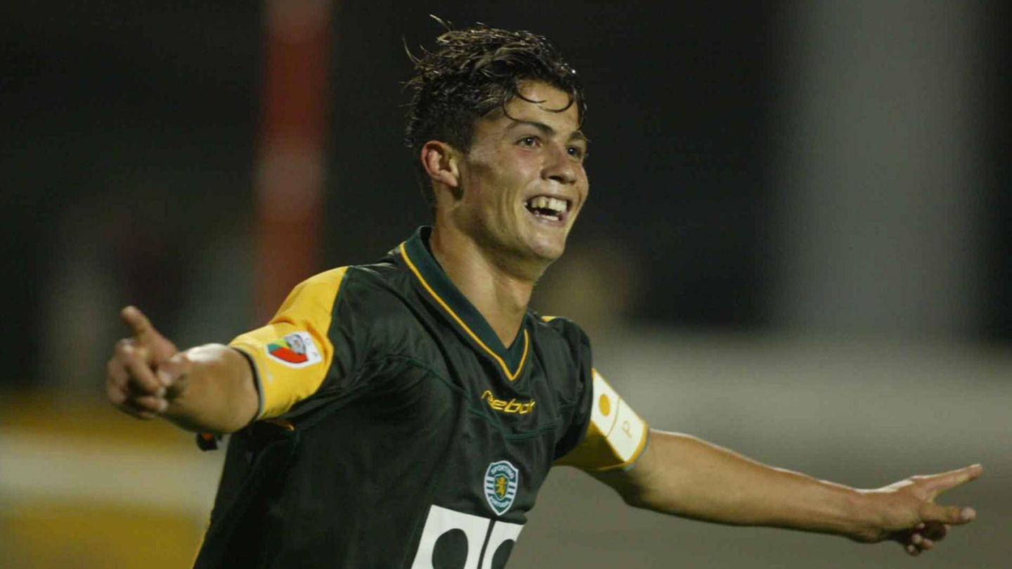 Von Funchal ging es für CR7 aufs portugiesische Festland in die Jugend von Sporting Lissabon, wo er im Jahr 2002 den Sprung ins Profiteam schaffte