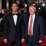Die treibende Kraft hinter dem Wechsel Ronaldos nach Manchester war Uniteds damaliger Trainer Sir Alex Ferguson. Die beiden haben auch heute noch eine besondere Beziehung – was auch daran liegt, dass Ferguson für seinen Spieler da war, als dessen Vater im Sterben lag