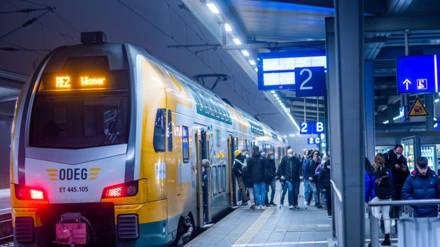 Bahn: Züge sollen trotz Baustellen zu Einheitsfest fahren