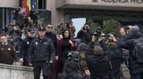 Gegen Ende seiner Zeit bei Real Madrid wurde Ronaldo (hier mit seiner Partnerin Georgina Rodriguez) wegen Steuerhinterziehung von der spanischen Justiz verurteilt. Er musste einen Millionenbetrag zahlen und bekam eine zweijährige Bewährungsstrafe aufgebrummt