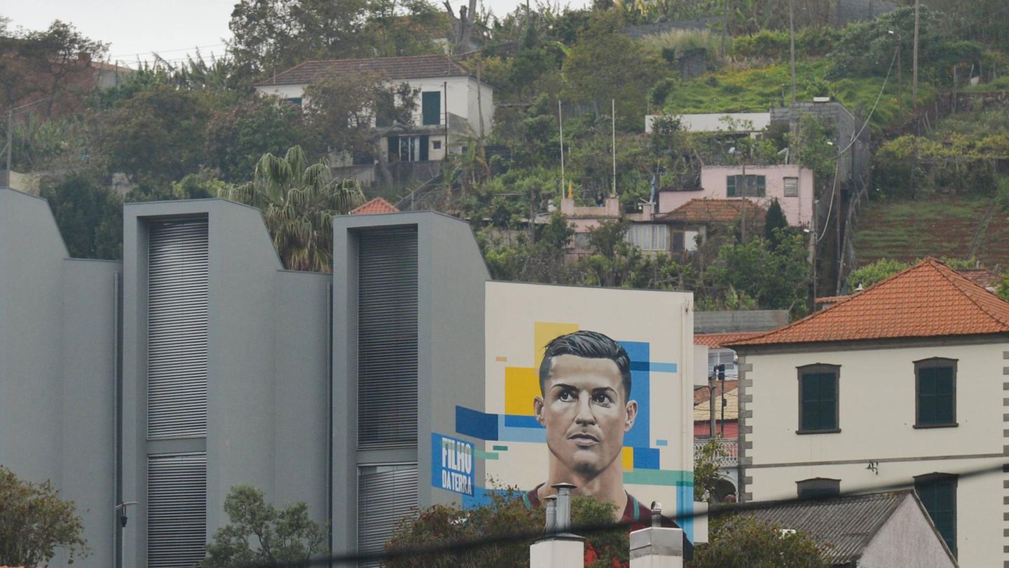 Cristiano Ronaldo becomes 40: curious facts about the superstar