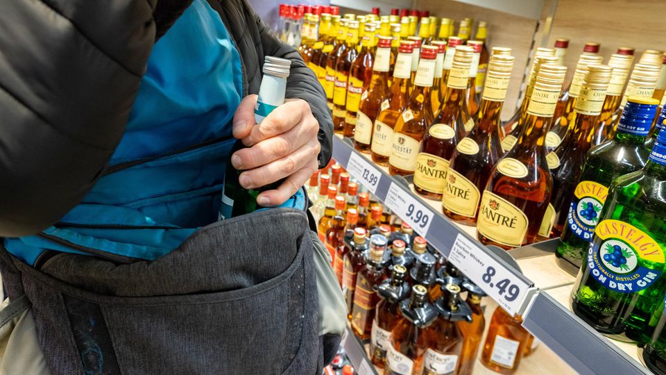 Deutlich mehr Ladendiebstahl? Jein. Ein Faktencheck STERN.de