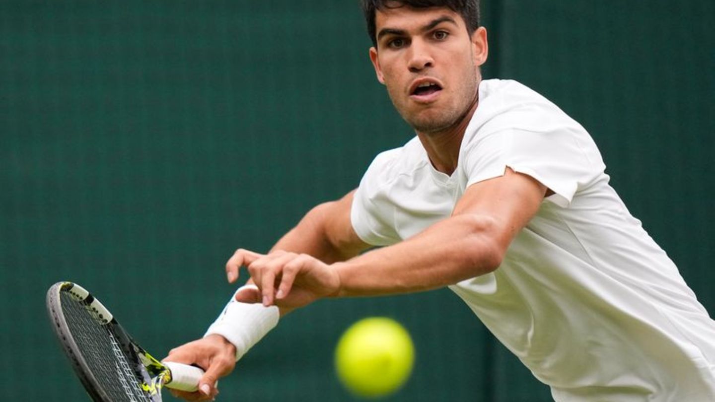 Tennis: Alcaraz ohne Satzverlust in Wimbledon in Runde drei