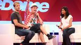 ... stand Falko Ochsenknecht häufig am Ballermann auf Mallorca auf der Bühne. Oder auch bei TV-Events, wie hier 2012 mit Oliver Pocher und Collien Fernandes bei "The Dome". 2021 war er außerdem Teil der Datingshow "Adam sucht Eva - Gestrandet im Paradies".