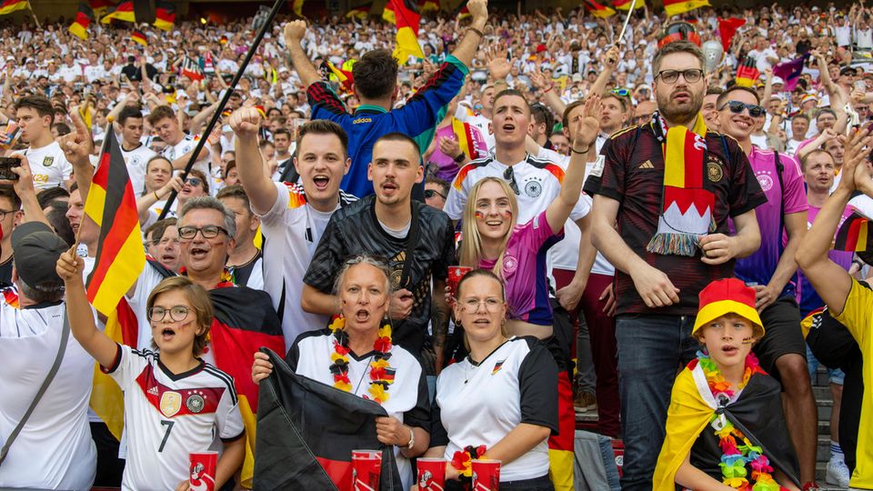 Stimmung Fans im Unterrang