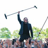 Und wer es noch nicht wusste: Punk's not dead! Frank Carter and the Rattlesnakes – eine englische Punkrockband ohne Allüren und Berührungsängste – sind das beste Beispiel dafür