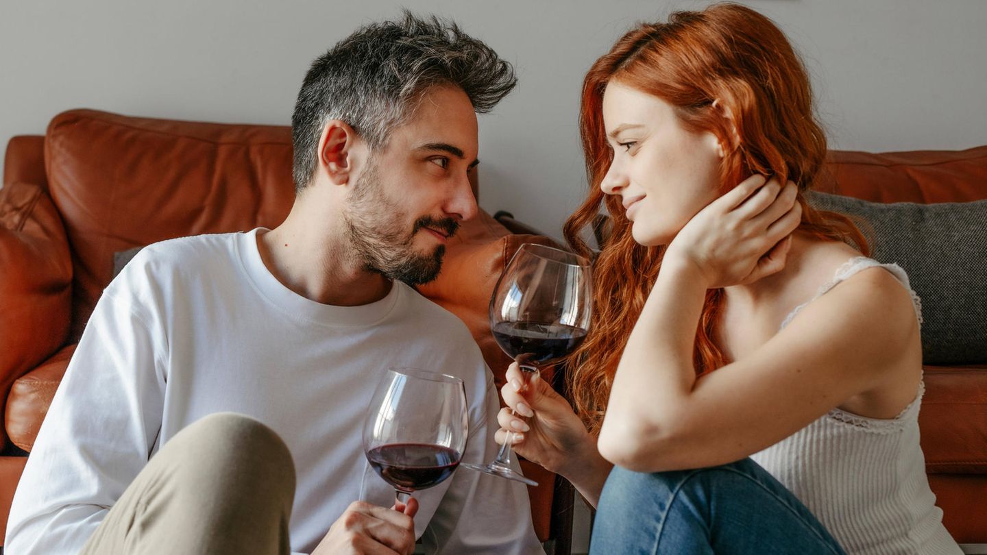 Studie: Single: Wer weniger Selbstwertgefühl hat, gibt sich beim Dating mehr Mühe