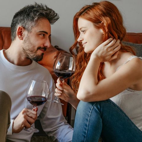 Single: Wer weniger Selbstwertgefühl hat, gibt sich beim Dating mehr Mühe Single