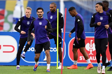 Abschlusstraining der DFB-Elf: Chris Führich (v.l.n.r.), Ilkay Gündogan, Jonathan Tah, Benjamin Henrichs und Jamal Musiala
