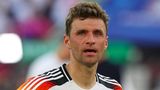 Thomas Müller hat in seinem Fußballer-Leben praktisch alles gewonnen, was es zu gewinnen gibt – außer den EM-Titel. Nach der Niederlage wirkte er sichtlich mitgenommen