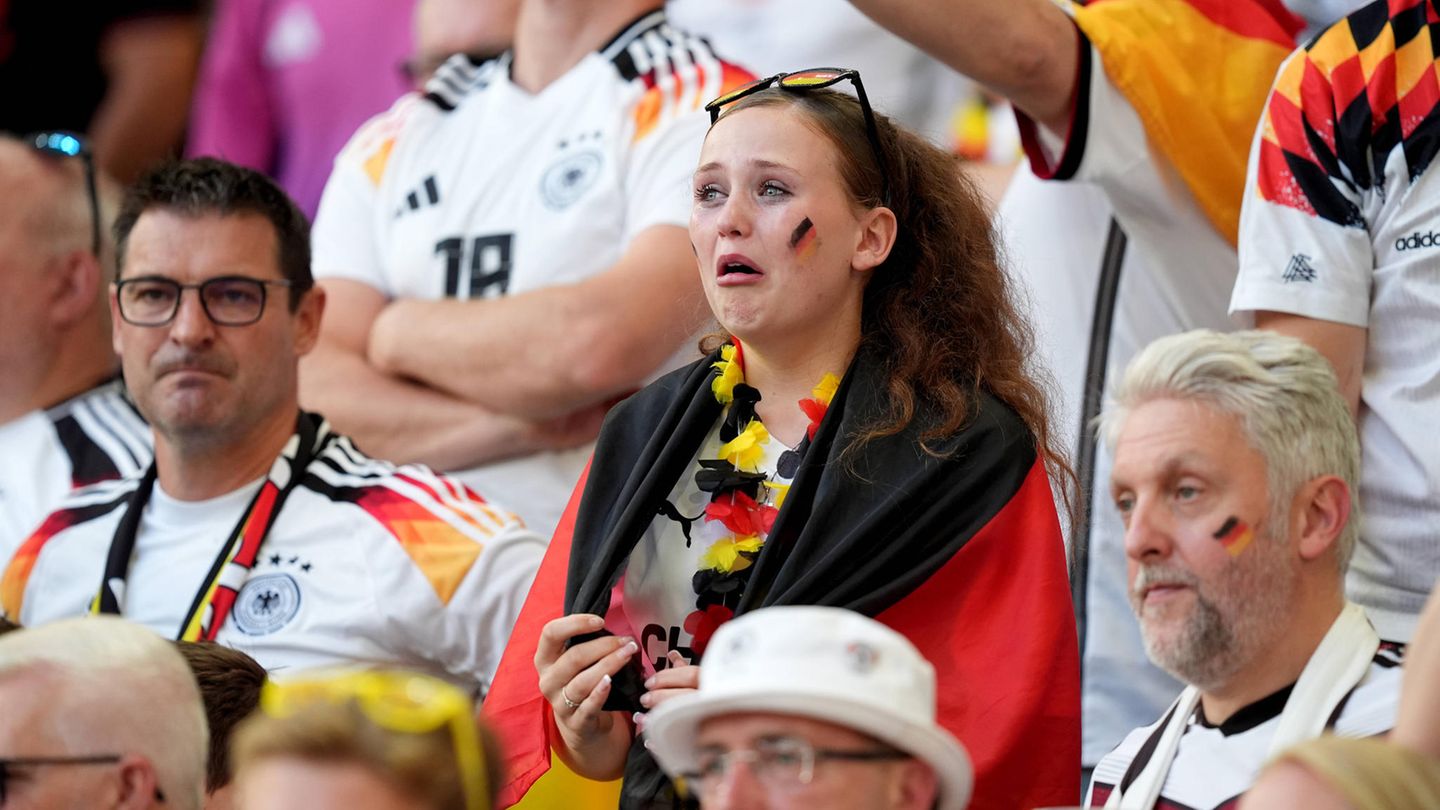 Der Traum vom Titel im eigenen Land platzte in letzter Minute. Einige Fans in Stuttgart realisierten die Niederlage schneller als andere