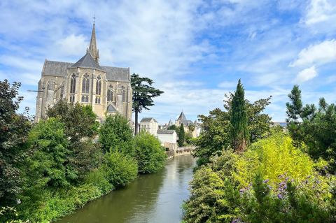 Neues Terrain für Rechtspopulisten? Die pittoreske Stadt Sablé, Département Sarthe, im Westen Frankreichs