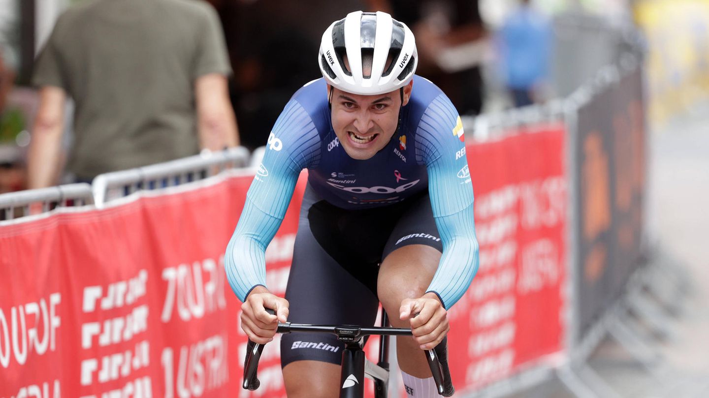 Tour de France: Shock after death of Drege