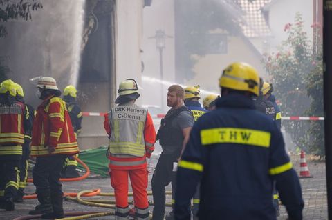 Nach einem Brand in einer Bar in Herford wird in alle Richtungen ermittelt