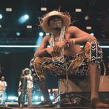 Das Projekt Kakuma Sound ist im gleichnamigen Flüchtlingslager in Kenia entstanden, welches – wie auch die Band – viele verschiedene Nationen vereint