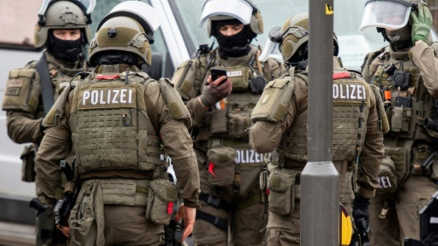 Geiselnahme und Explosionen in Nordrhein-Westfalen nach Streit in Drogenmilieu