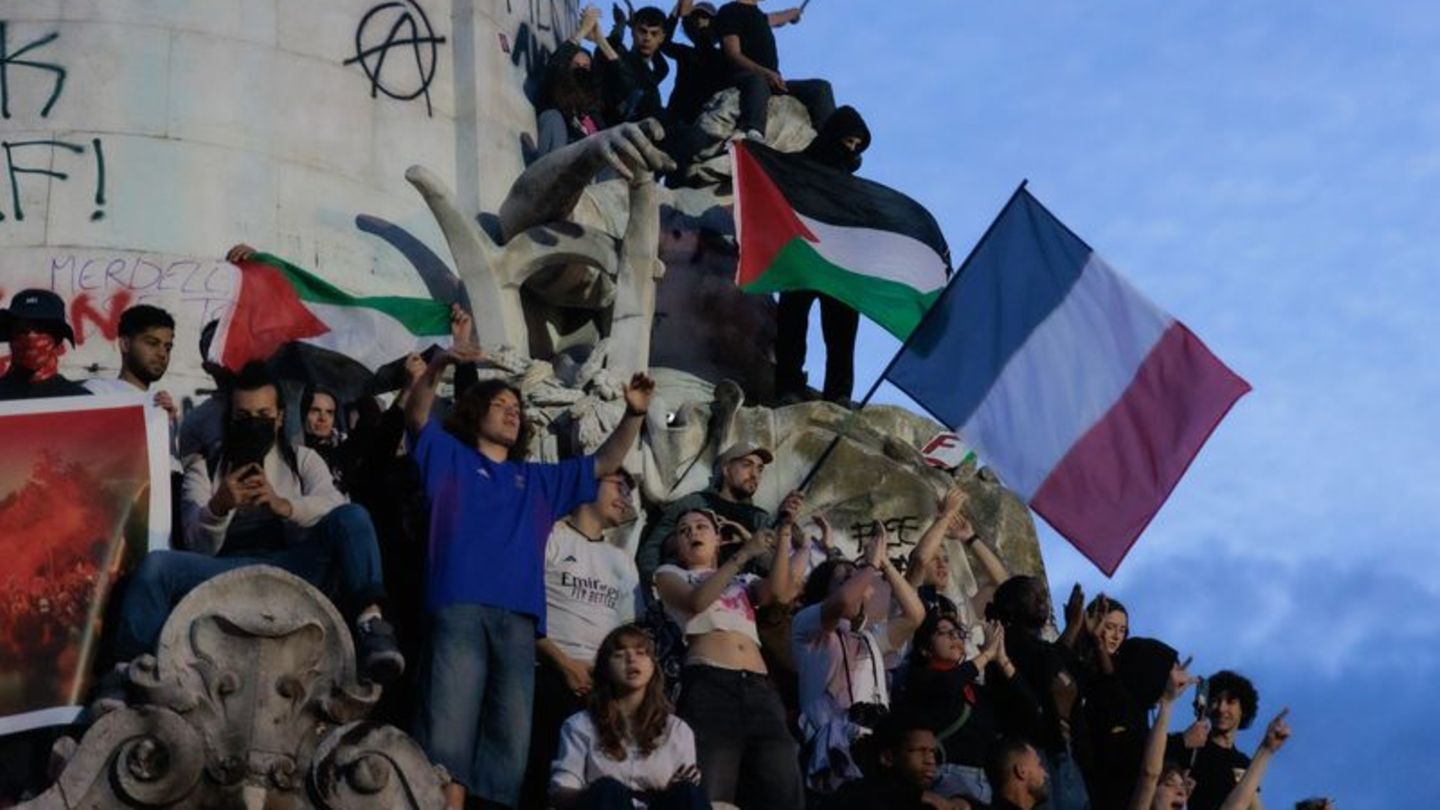Wahl zur Nationalversammlung: Politischer Umbruch in Paris: Regierung dringend gesucht